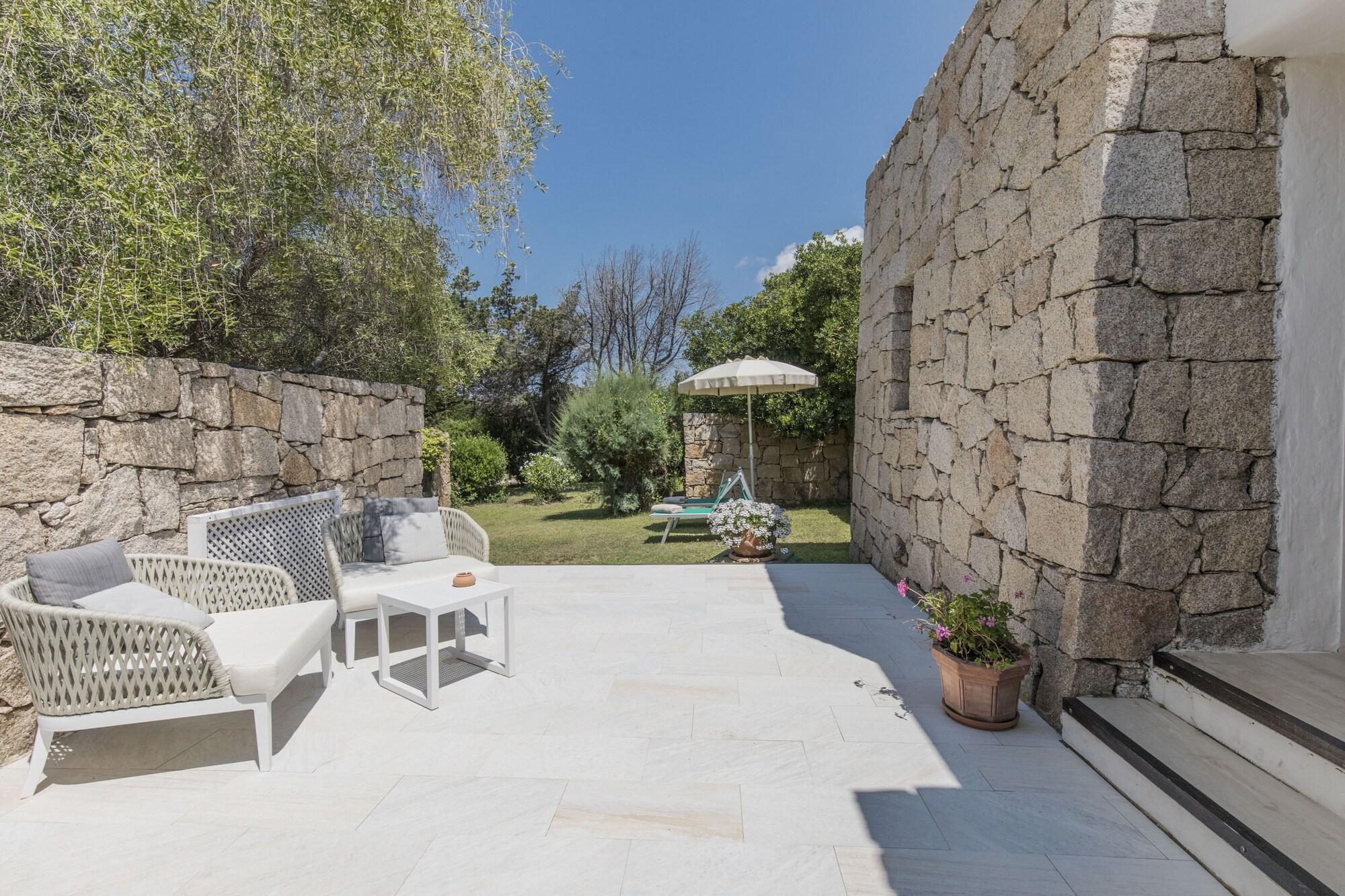Hotel Grand Relais Dei Nuraghi (Adults Only) Baja Sardinia Esterno foto