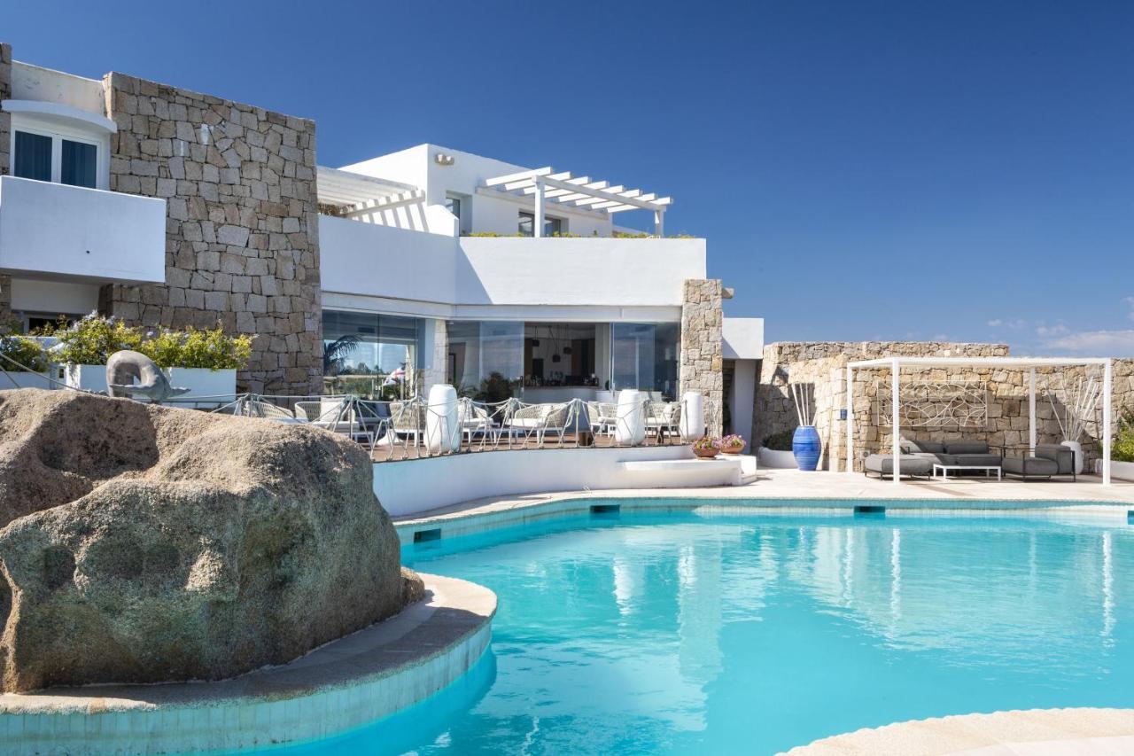 Hotel Grand Relais Dei Nuraghi (Adults Only) Baja Sardinia Esterno foto